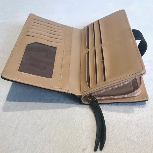 Black and Gold Leaf Faux Leather Wallet - Picture 3 of 6